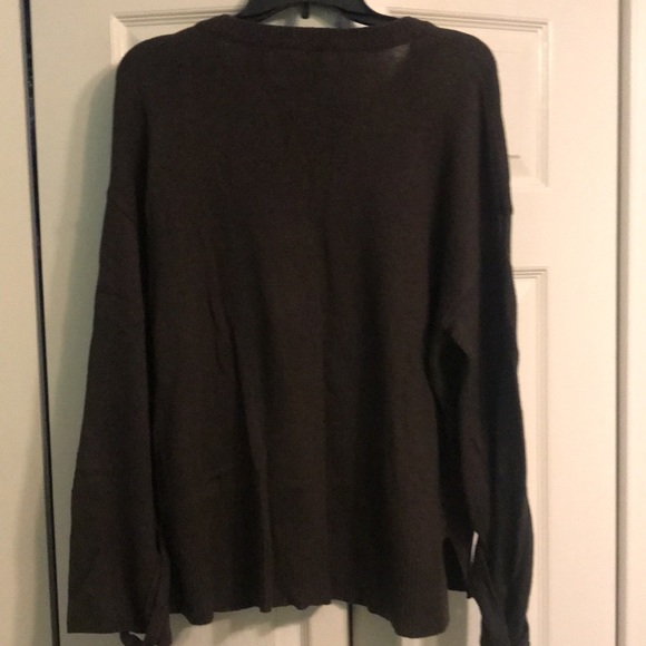 Prestwick and Moore drop hem sleeve sweater - Picture 4 of 4